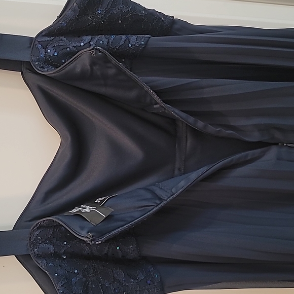 R & M Collection 2 Piece Formal - Picture 16 of 16